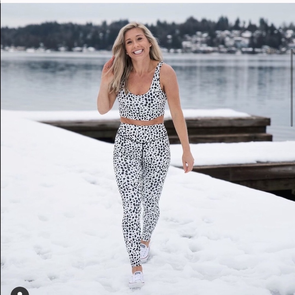 Balance Athletica White Leopard leggings